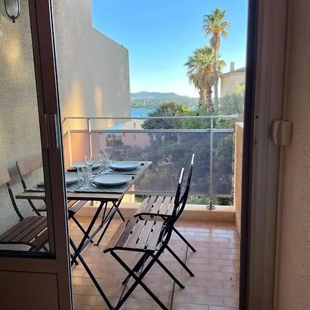 Tout Proche De La Plage, A 12 Min A Pied Du Port, Place De Parking Bandol Exterior foto