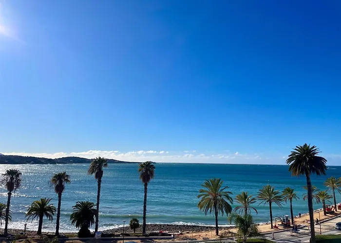 Tout Proche De La Plage, A 12 Min A Pied Du Port, Place De Parking